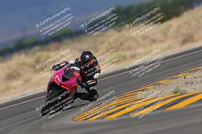 media/Sep-11-2022-SoCal Trackdays (Sun) [[81b7e951af]]/Turn 16 (945am)/